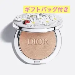 限定 ディオールスキン フォーエヴァー グロウ ルミナイザー 003