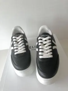 CELINE ブロックスニーカー バッグトリオンフ ウェッジアウトソール 35のサムネイル