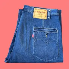 リーバイスレッド RELAXED TAPER デニムパンツ トラウザー W34のサムネイル