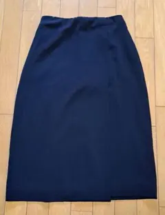 ユニクロ　ブラック タイトスカート