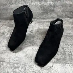 美品【fitfit】（22.5）ショートブーツ スクエアトゥ ブラック スエード