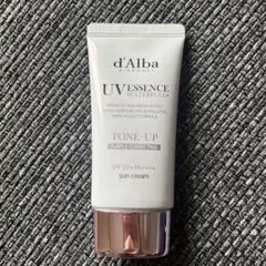 d'Alba UV ESSENCE WATERFUL+ サンクリーム