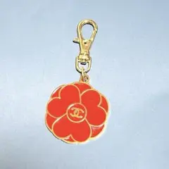 【新品】限定シャネルバレンタインカメリア限定チャーム　ノベルティ携帯チャーム
