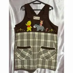 保育士　介護士　エプロン　くまのプーさん ディズニー　ピグレット　保育学生