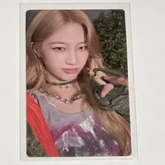 【公式トレカ】ルセラフィム初回限定ソロジャケ盤 DIFFERENT カズハ