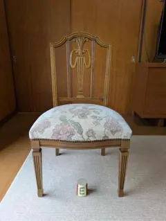 カリモク　ドマーニ　肘無しダイニングチェア「E」