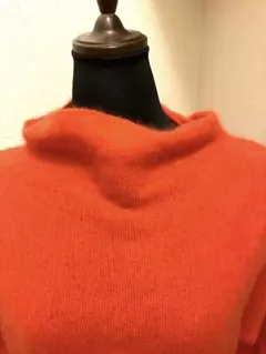 本日値下げ新品保管品☆BEATRICE秋服 オレンジ タートルネックニット 38