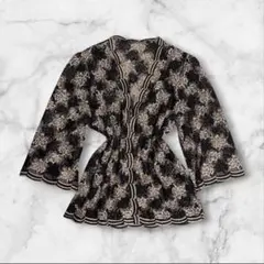 刺繍レースカーディガン / 儚げ 肩パッド アンニュイ　ベルスリーブ Y2K