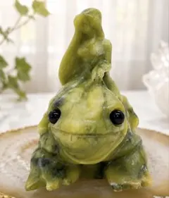 天然石】人気♥岫玉のカエルの置物 - メルカリ
