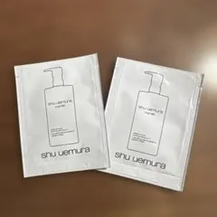 shu uemura ブライトクレンジングオイル　4ml✖️2試供品のサムネイル