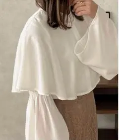 やなやな様専用✨️ケープ付きフレアスリーブブラウス 長袖ブラウス