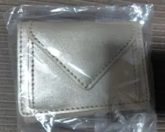 三つ折り　財布