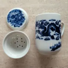 S*e様 【中国茶器】龍 染付 茶漉し・蓋付きマグカップ 陶器製