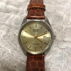 カシオ　アナログ腕時計　レザーベルト　ゴールド　男女兼用