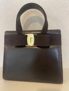 Ferragamo ブラウンハンドバッグのサムネイル