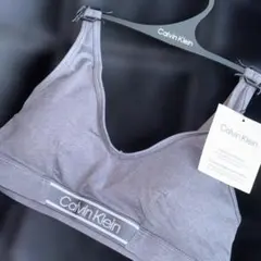 Calvin Klein グレー ブラジャー サイズS ハンガー付きのサムネイル