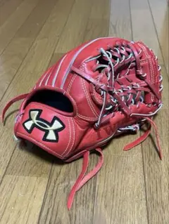 UNDER ARMOUR 軟式用外野グラブ レッドのサムネイル