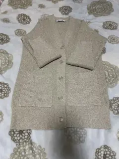 ZARA ベージュ カーディガン S 五分袖