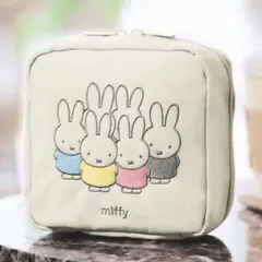 ✩未開封✩ミッフィー　ガバッと開くスクエアポーチ