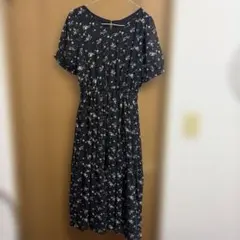 【即購入可】INGNI 花柄ワンピース