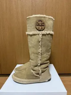TORYBURCH トリーバーチ　ベージュ ロングムートンブーツ