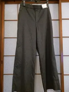 (新品タグ付き)　ユニクロ ハイウエストワイド ストレートパンツ　 ダークグレー
