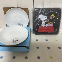 スヌーピ　お重　お皿２枚　新品　ローソン　ミスド　SNOOPY