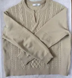 ジャーナルスタンダードレリューム　オフホワイトニット　レディース