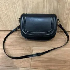zaraショルダーバック