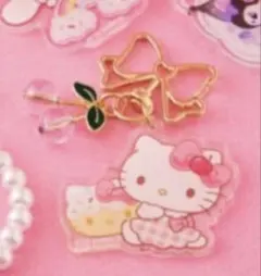 きらきらフルーツチャーム　キティ　リボン&小粒さくらんぼ　新品未開封　宝島社