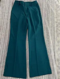 UNIQLO ボトムス　スラックス