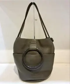 【美品】ear PAPILLONNER 牛革　サークルパーツショルダーバッグ