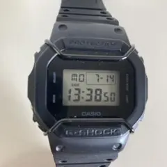 液晶反転CASIO G-SHOCK DW-5600BB