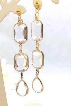 No.598  クリアドロップ3連ピアス・イヤリング