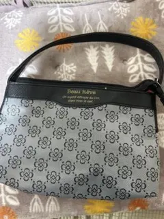 Item thumbnail for item 4428a8cf-90aa-44f6-88d2-20940a00bf16