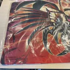 遊戯王 ブラックフェザーアサルトドラゴン 公式プレイマット プレイマット『ブラックフェザーアサルトドラゴン