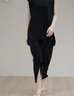 ポワ ボタンラインスカート ブラック Sサイズ pois | Mercari