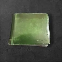 二つ折り財布のサムネイル