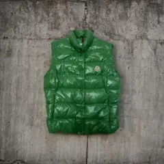 【希少❗️】MONCLER モンクレール グリーン　緑　ダウンベスト サイズ２