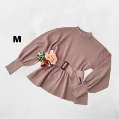 イング ♪ニット ペプラムトップス M ウエストベルト 長袖 くすみピンク 上品