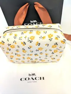 COACH コスメティック ポーチ フローラル プリント 新品未使用　値下げ