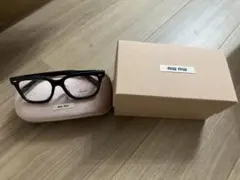 MIU MIU メガネ ブラック ゴールドのサムネイル