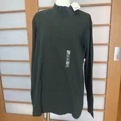 UNIQLO ハイネック長袖Tシャツ XL