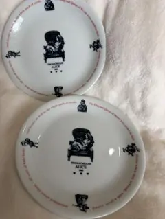 THE MACMILLAN ALICE 皿 2枚セットのサムネイル