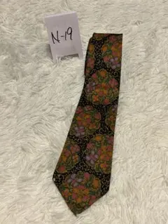 （N-19）メンズ　ネクタイ　シャネル　CHANEL現品限り　訳あり