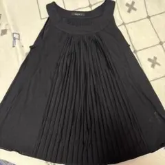 COMME CA ISM ブラックノースリーブトップス