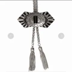 美品 希少】TOGA PULLA ループタイ 箱付きアクセサリー - メルカリ