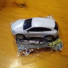 トヨタ クラウンスポーツ ミニカー ガチャ ホワイト（白）