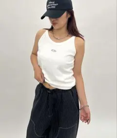 WHO'S WHO gallery ホワイト タンクトップ