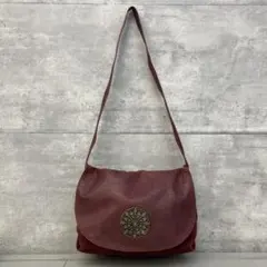 本革 レザー ワンショルダー バッグ 被せ 鞄 フラップバッグ 金属装飾